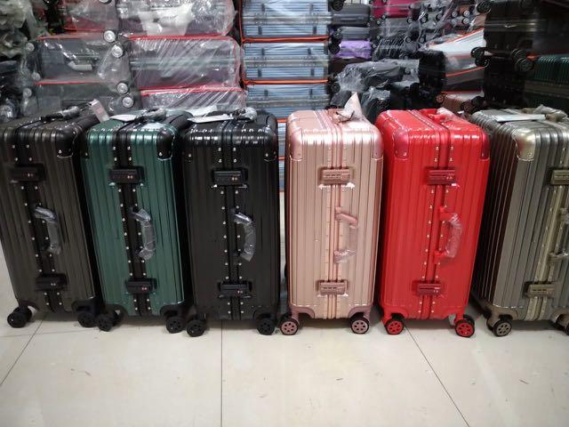 smart polo suitcase