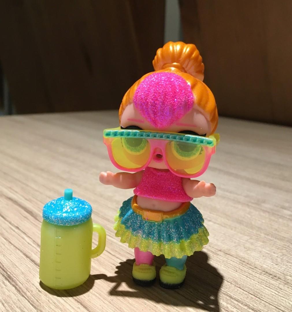 Lol surprise glam glitter neon qt store