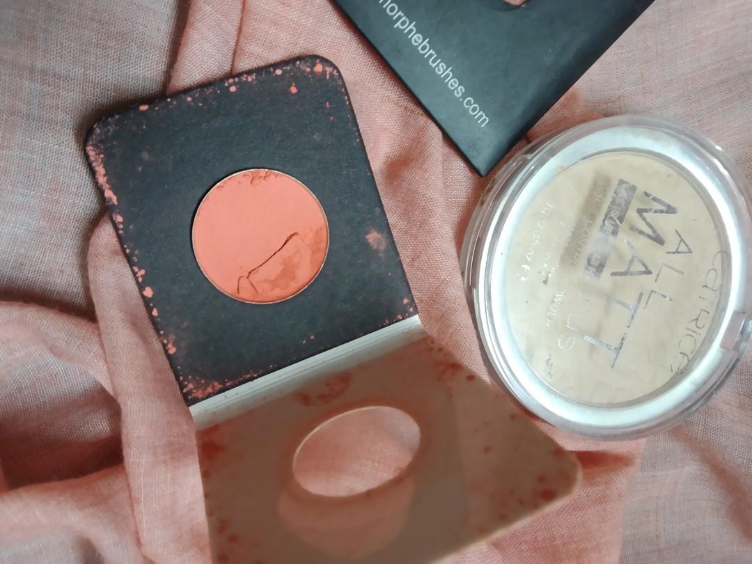 Morphie eyeshadows (Category: Makeup) located in Kuala Lumpur. Submitted by justdian6 (Listing ID 246174705, Image 2). Description: *original *Morphie eyeshadows : gum drop (retak)and mysterious ,Tak pernah guna lagi (barely used) *Free catrice sand beige all matt compact powder *No swap *Reserve 48hours.