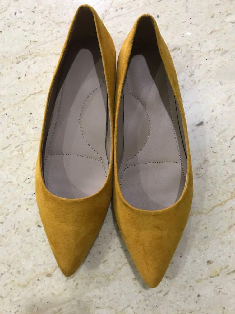 mustard yellow pointed flats