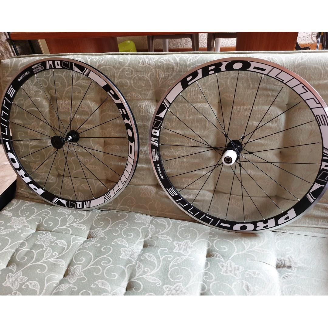 700c clincher wheelset