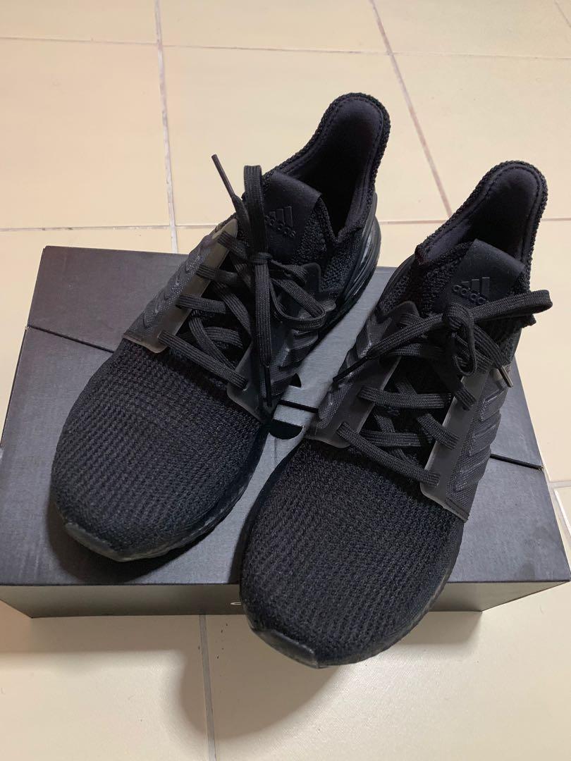 ultraboost 19 triple black