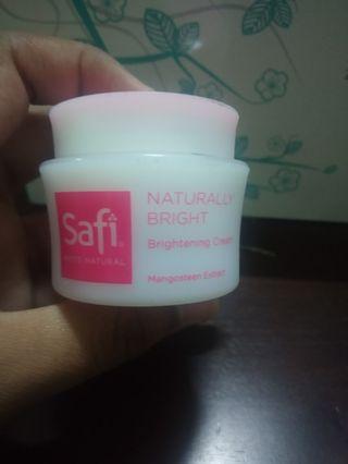 safi naturally bright + emina cheek lit