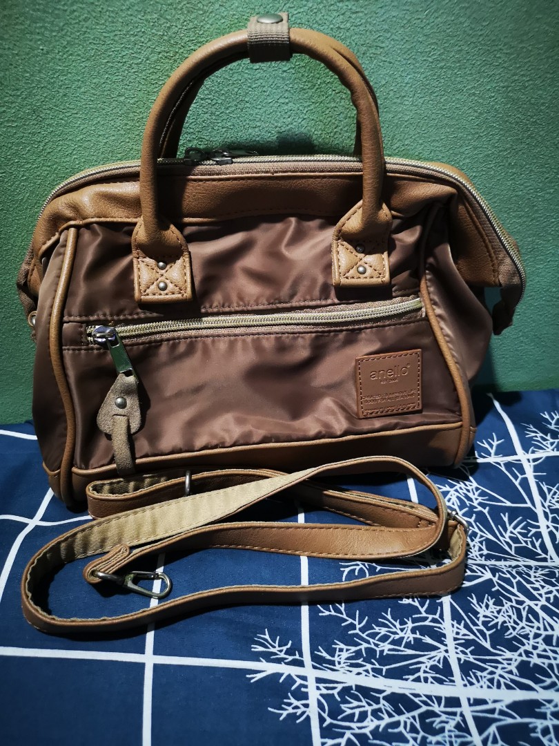 Selling Low - Anello Sling Bag Original 