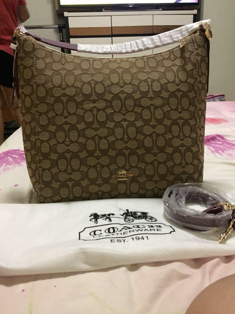 Authentic Coach bag( Reduce to Clear), Luxury, Bags & Wallets on Carousell