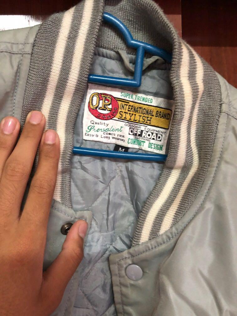 baseball jacket (Category: Coats, Jackets and Outerwear) located in Kuantan. Submitted by kenchana (Listing ID 246306029, Image 3). Description: need money asap.