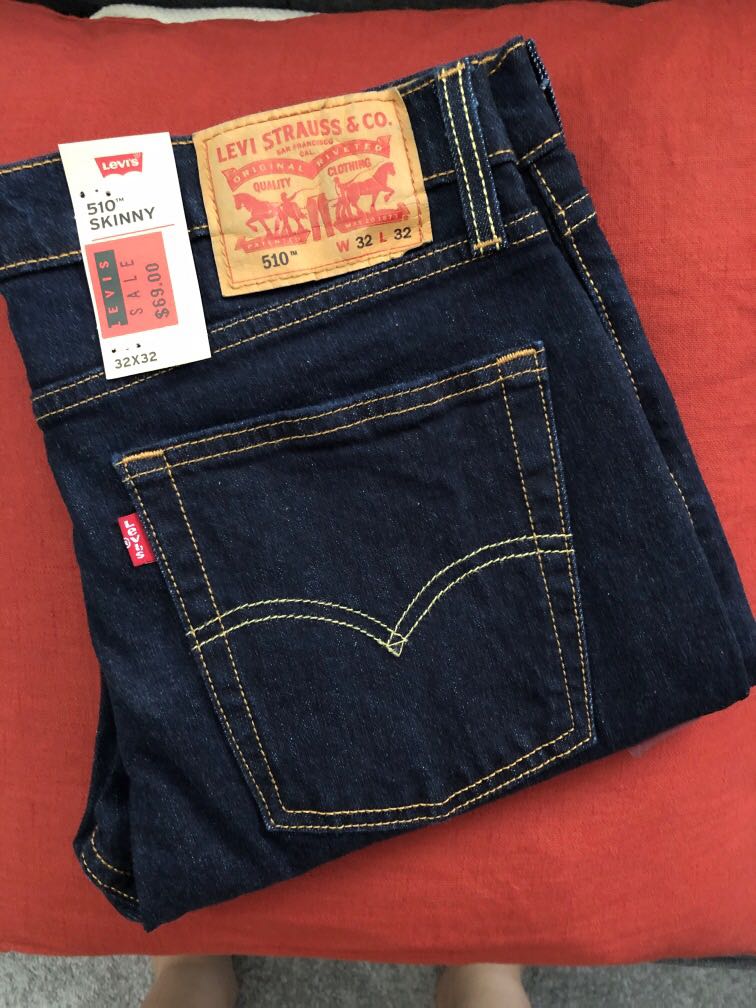 size 32 levi jeans
