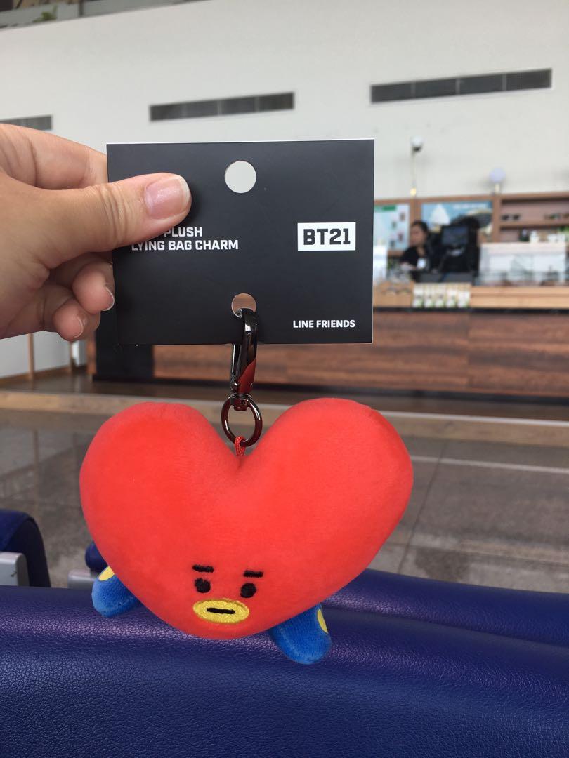 BT21 Tata Lying Keyring, Hobbies Toys, Memorabilia