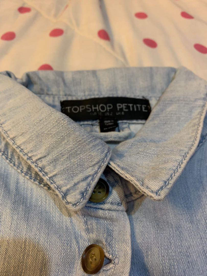 Button down top (Category: Blouses) located in Manila. Submitted by rkpreloveditems (Listing ID 246277490, Image 2). Description: Legit Topshop Used only once Still in good condition.