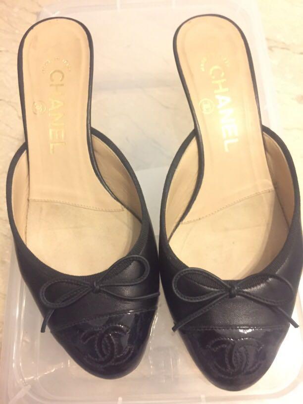 chanel kitten heel