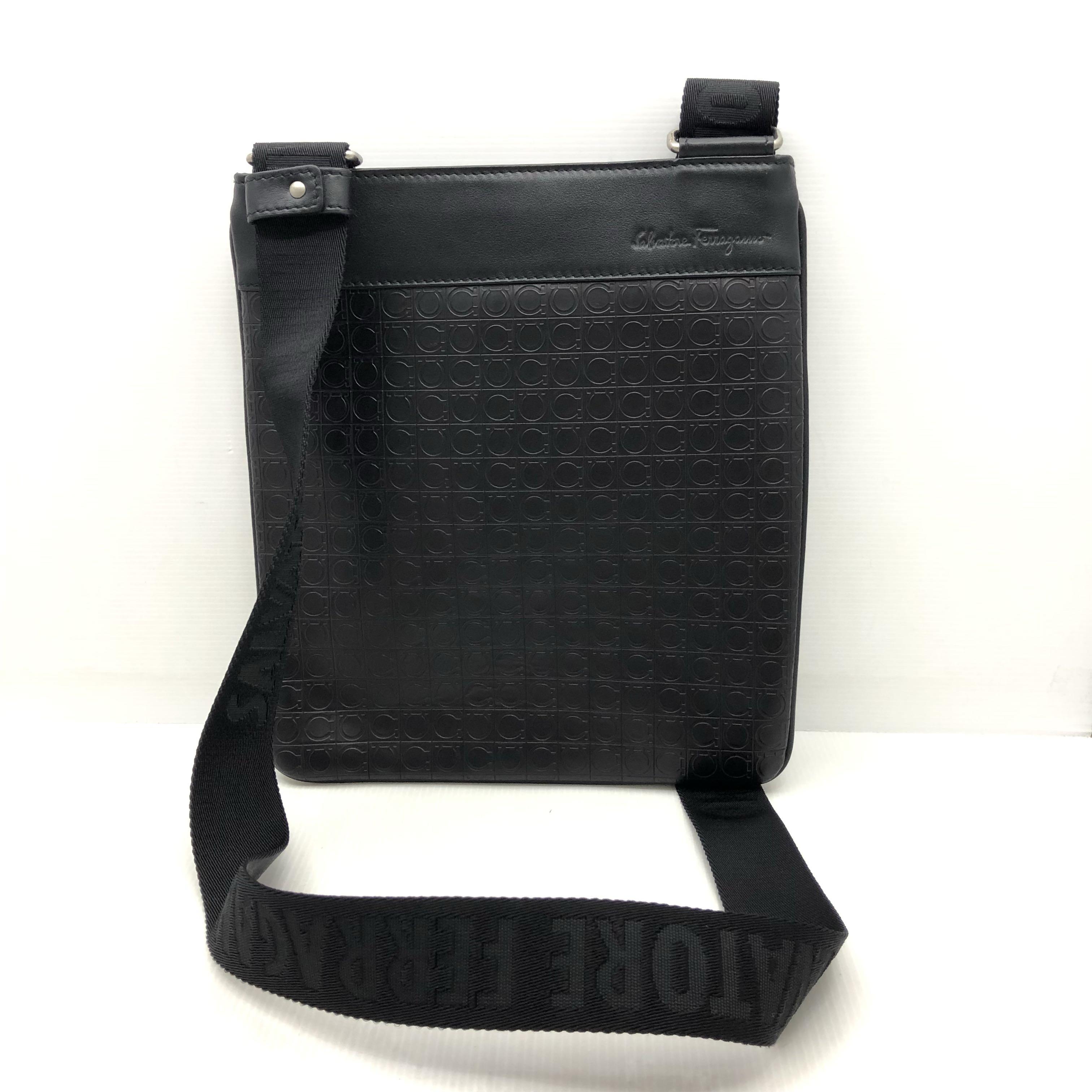 Ferragamo Messenger Sling Bag 197007639