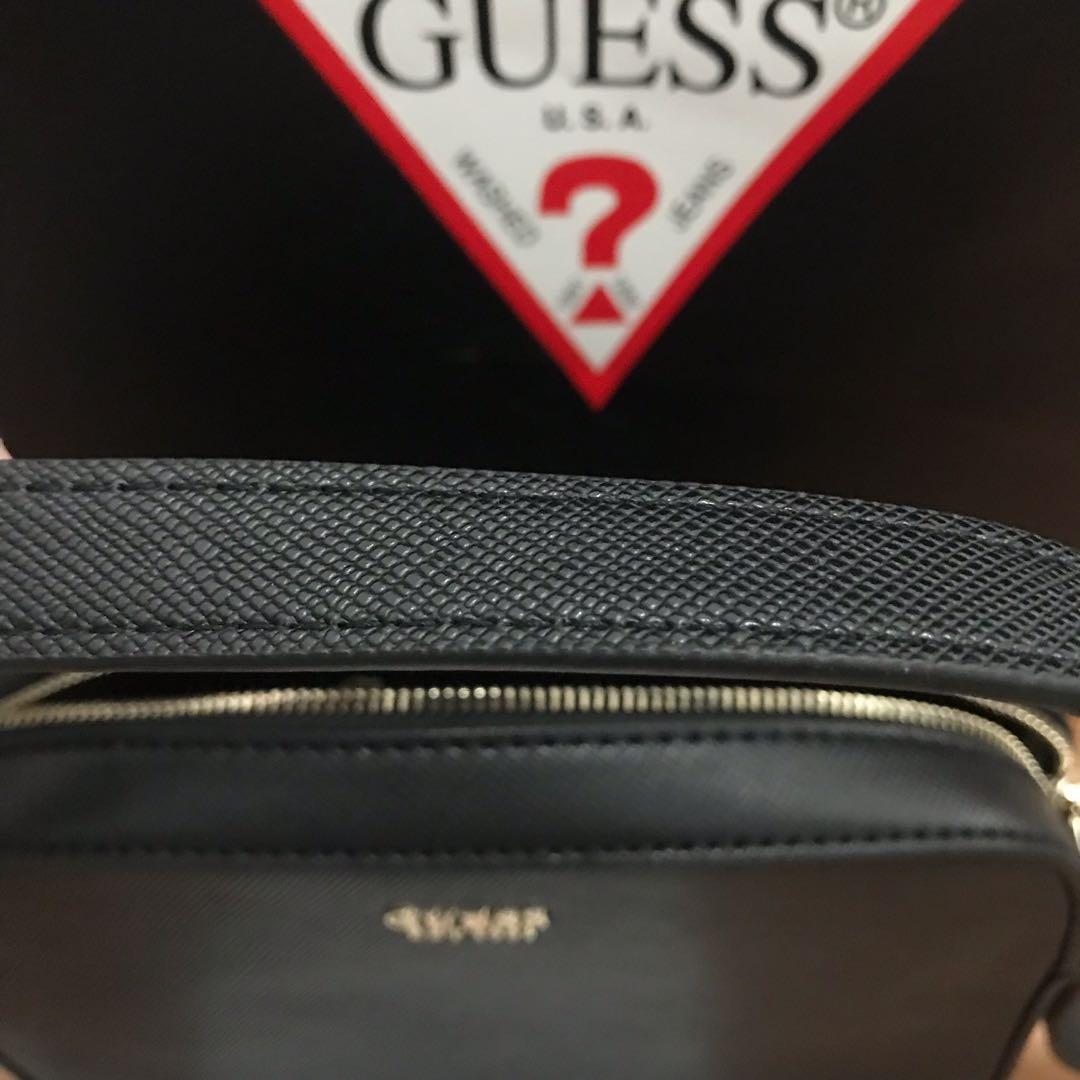 Guess black kamryn top zip crossbody bag authentic, Fesyen Wanita, Tas
