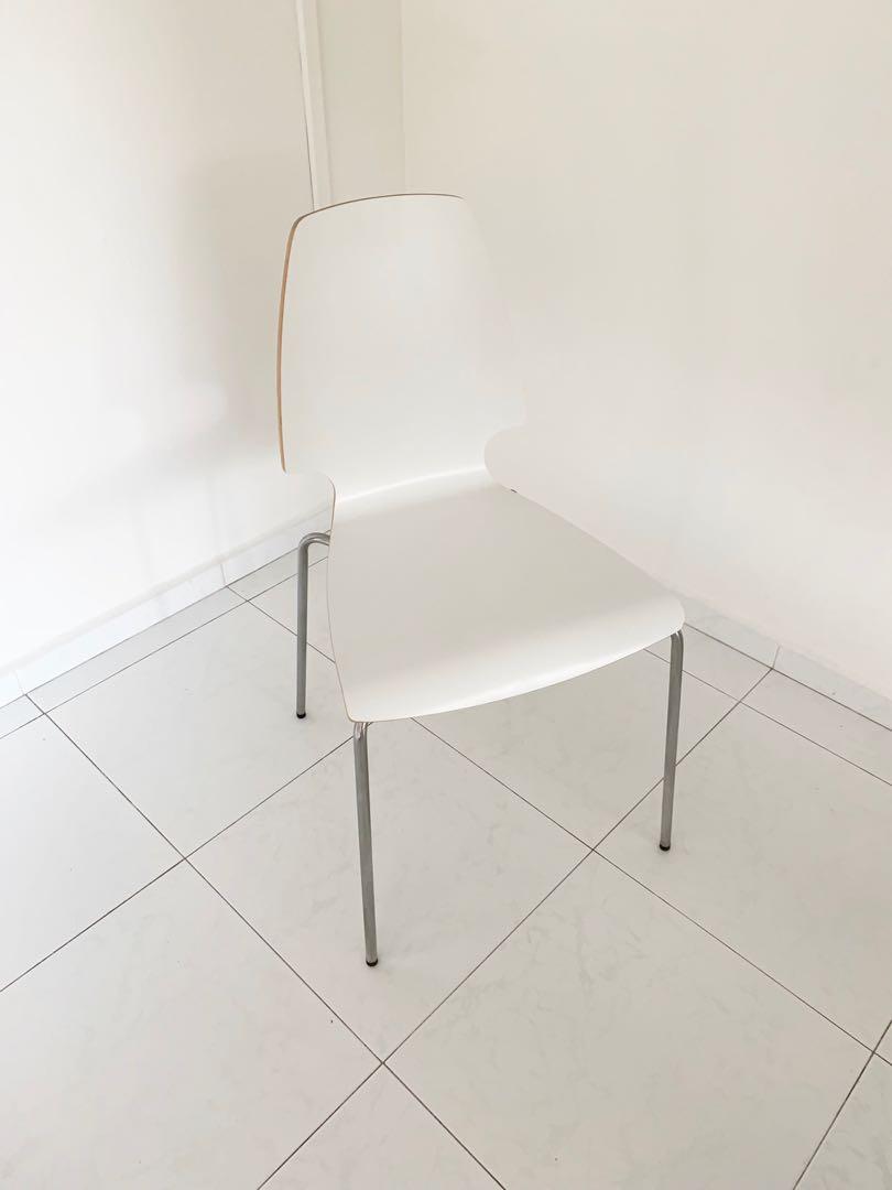House Moving Sale Ikea Vilmar Chair Furniture Tables Chairs On Carousell Ar tiem ir ērti, viegli un pat aizraujoši saplānot virtuves iekārtu, savu ideālo skapi un ne to vien. carousell