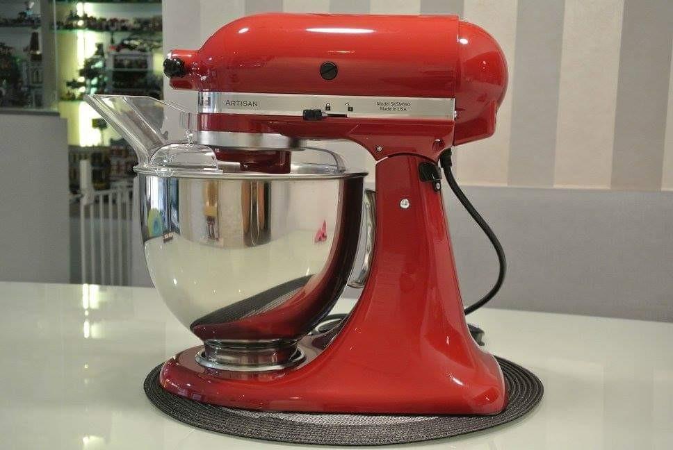red kitchen aid