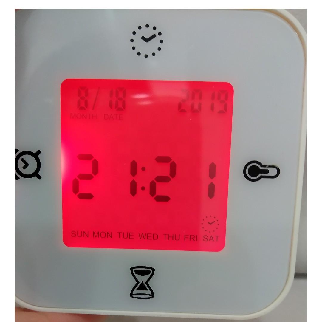 Houkiper Led Electric Digital Clock Alarm Clocks Bedside With 1224hours