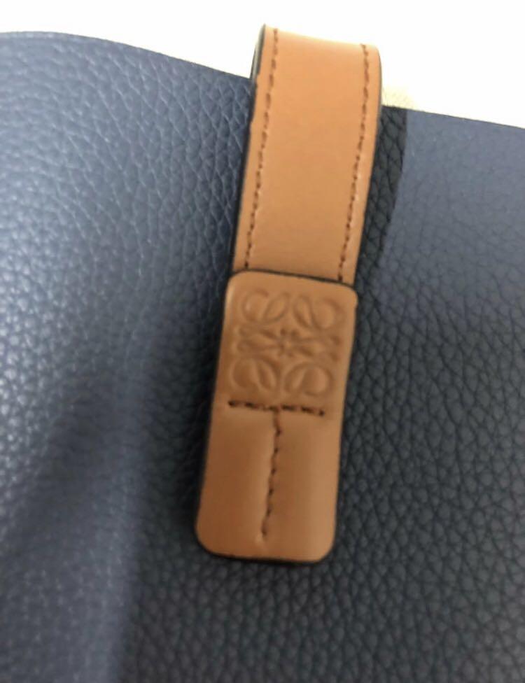 Loewe pocket bag (Category: Bags & Wallets) located in Sydney. Submitted by pshei (Listing ID 246316265, Image 3). Description: Authentic Loewe pocket, special colour and worn it twice only, Pretty new. Already out of stock in the shop. Come with bag, dust bag and box. Could also provide you the receipt.