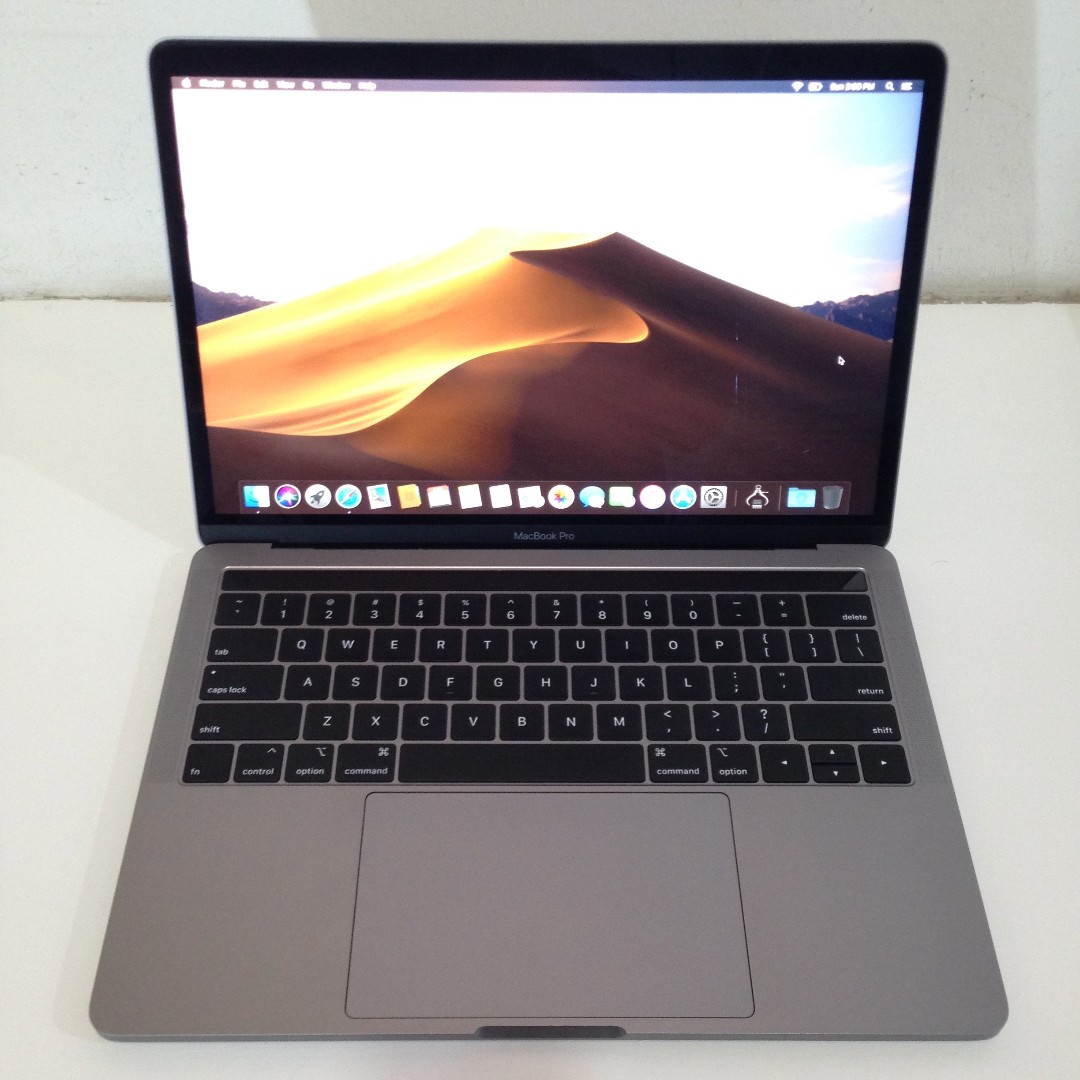 MacBook Pro 2018 Thunderbolt 3 Ports - MacBook本体
