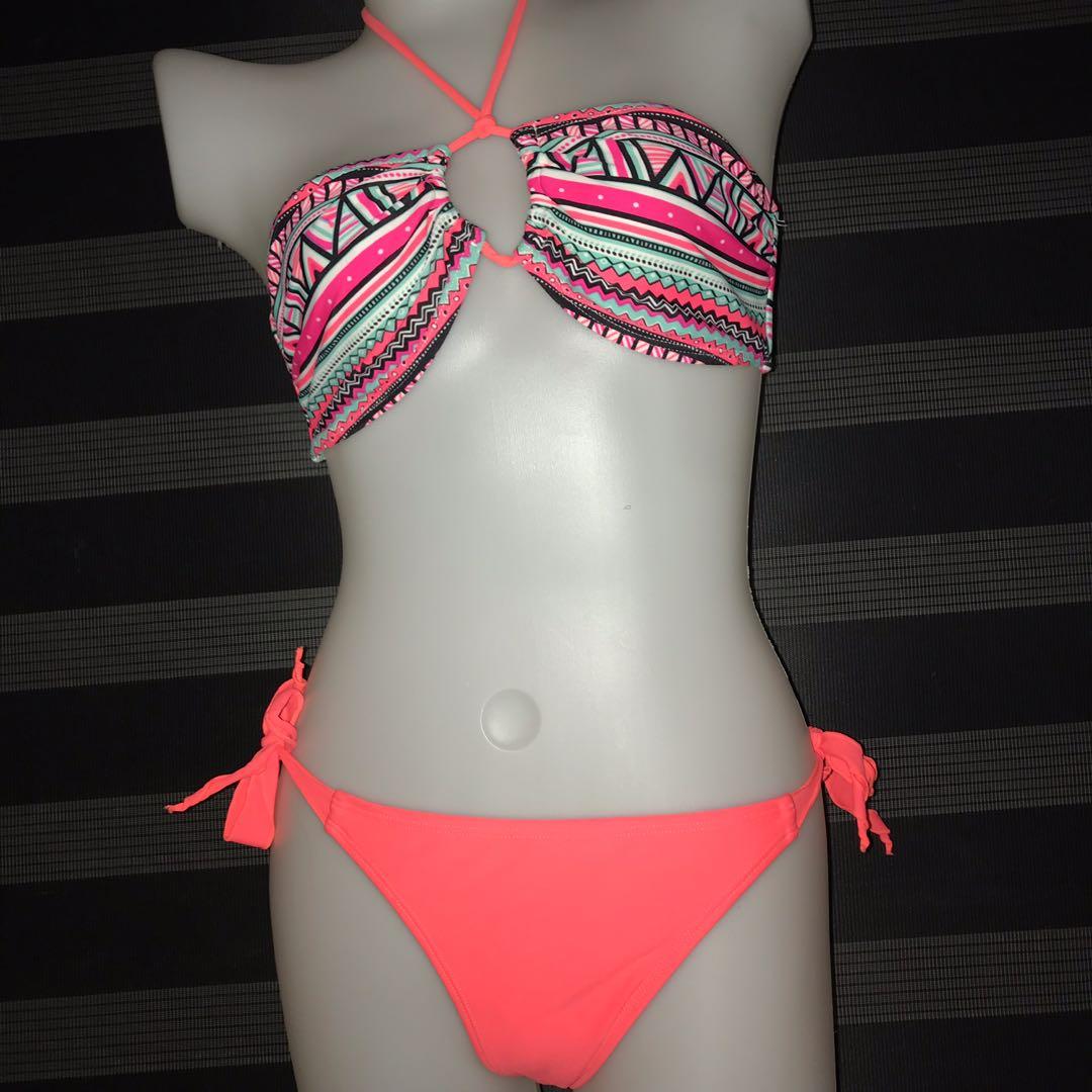 neon pink bandeau bikini