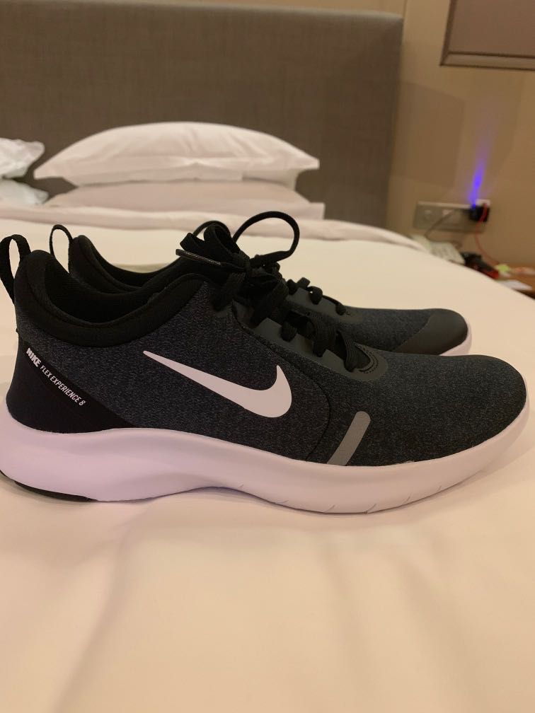 Nike Shoes for sale! Brand new!, Women 
