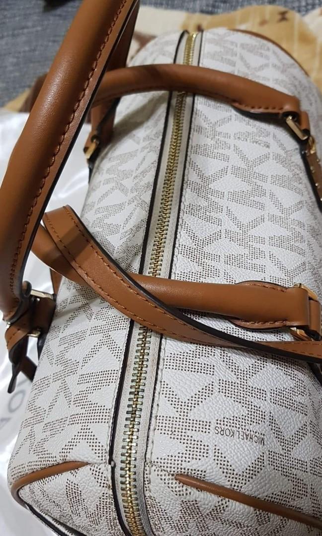 Preloved MK boston bag original w/ tag care card & dush bag, Luxury, Bags & Wallets on Carousell