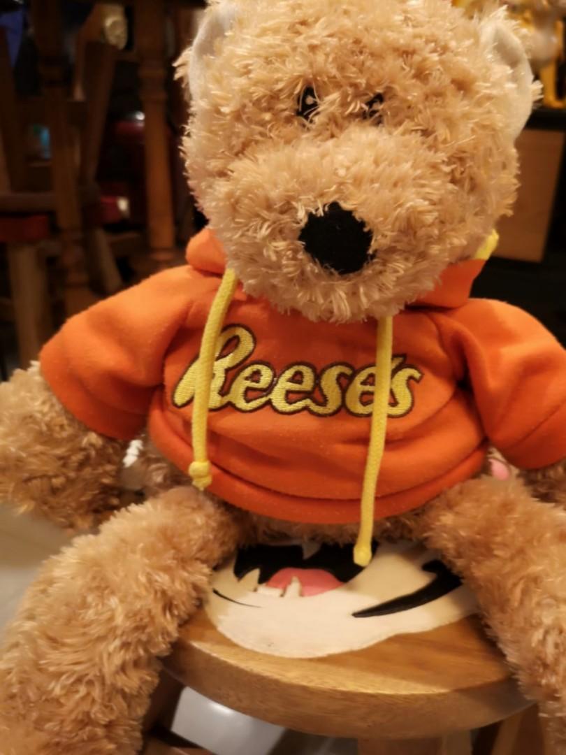 Reese's 2025 teddy bear