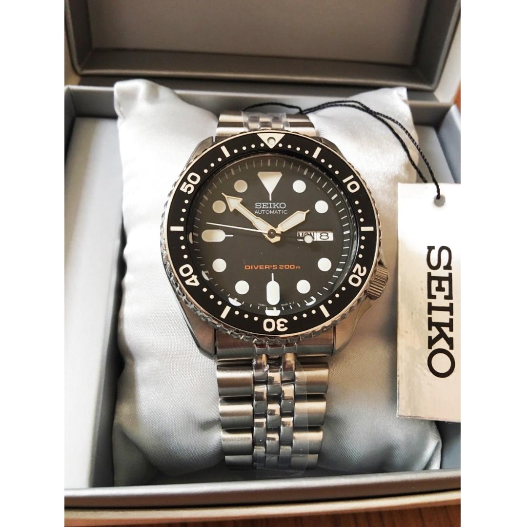 seiko skx007k2 diver's automatic watch