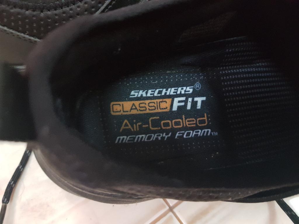 skechers street wear classic fit