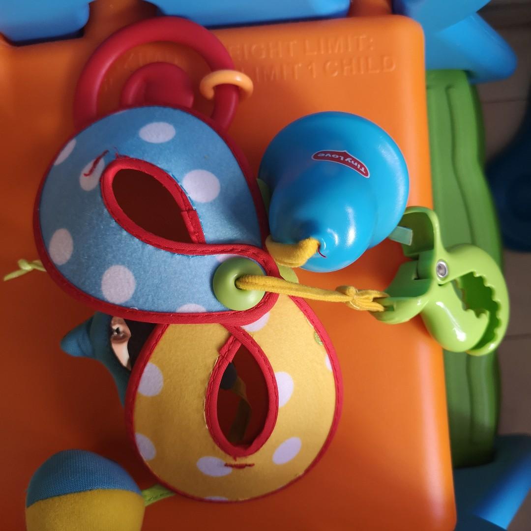 tiny love pack and go mini mobile