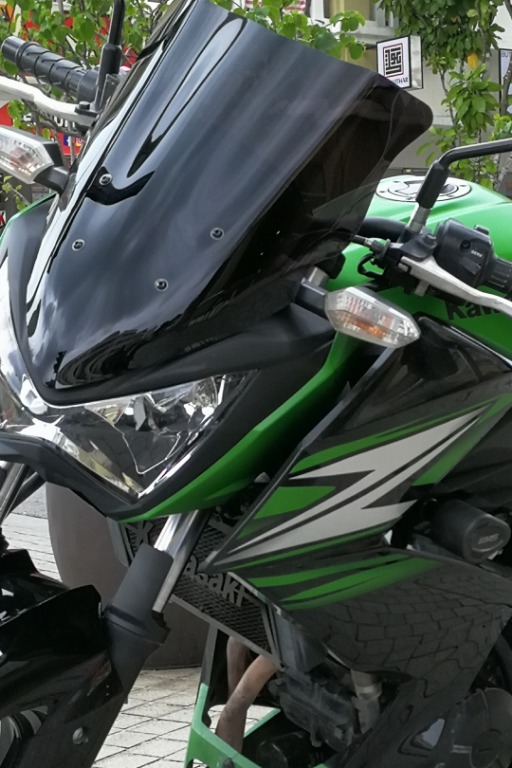 Windshield Z250 Kawasaki Black Long Motorbikes on Carousell