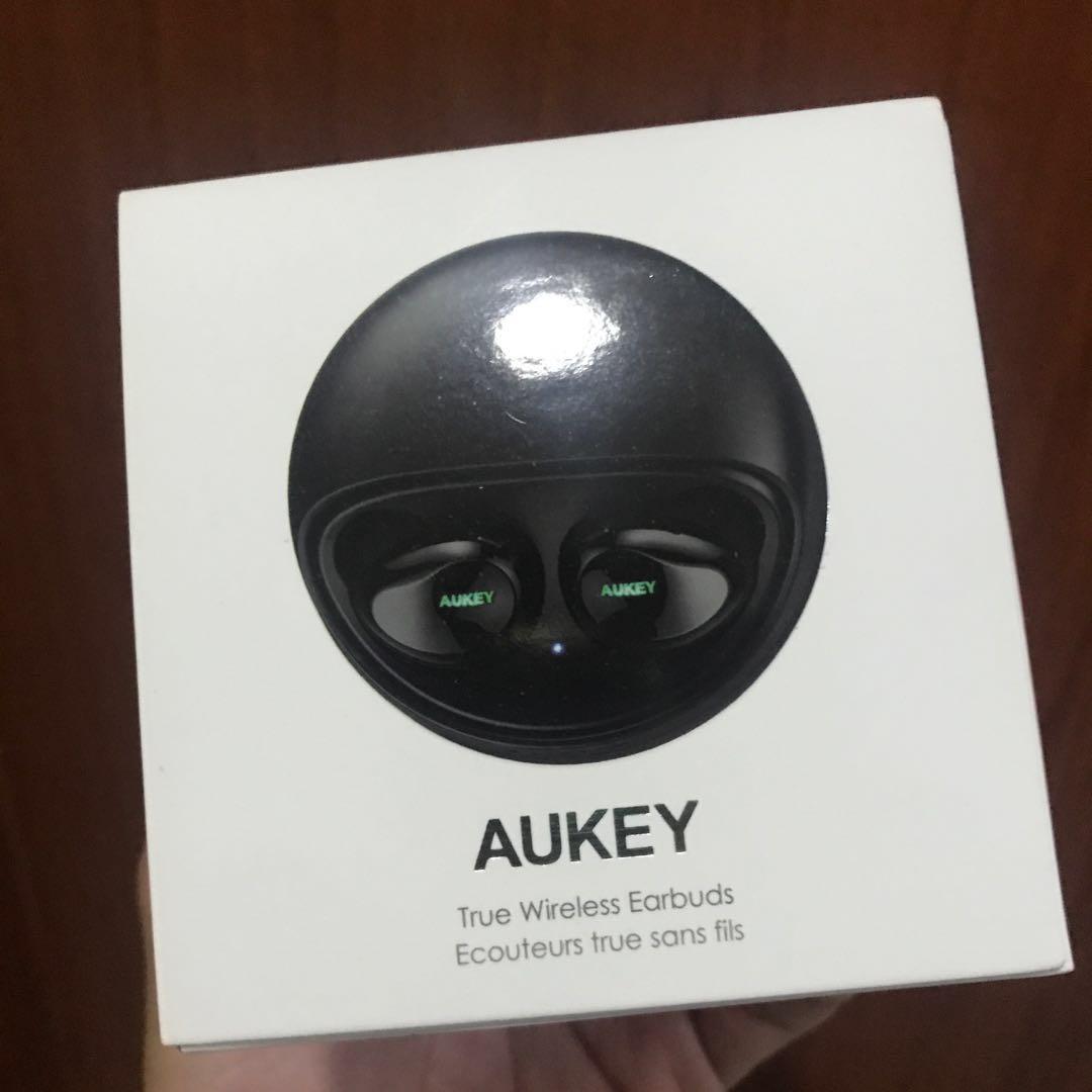 Aukey EP T1 Wireless Bluetooth Earbuds With Charging Case Audio