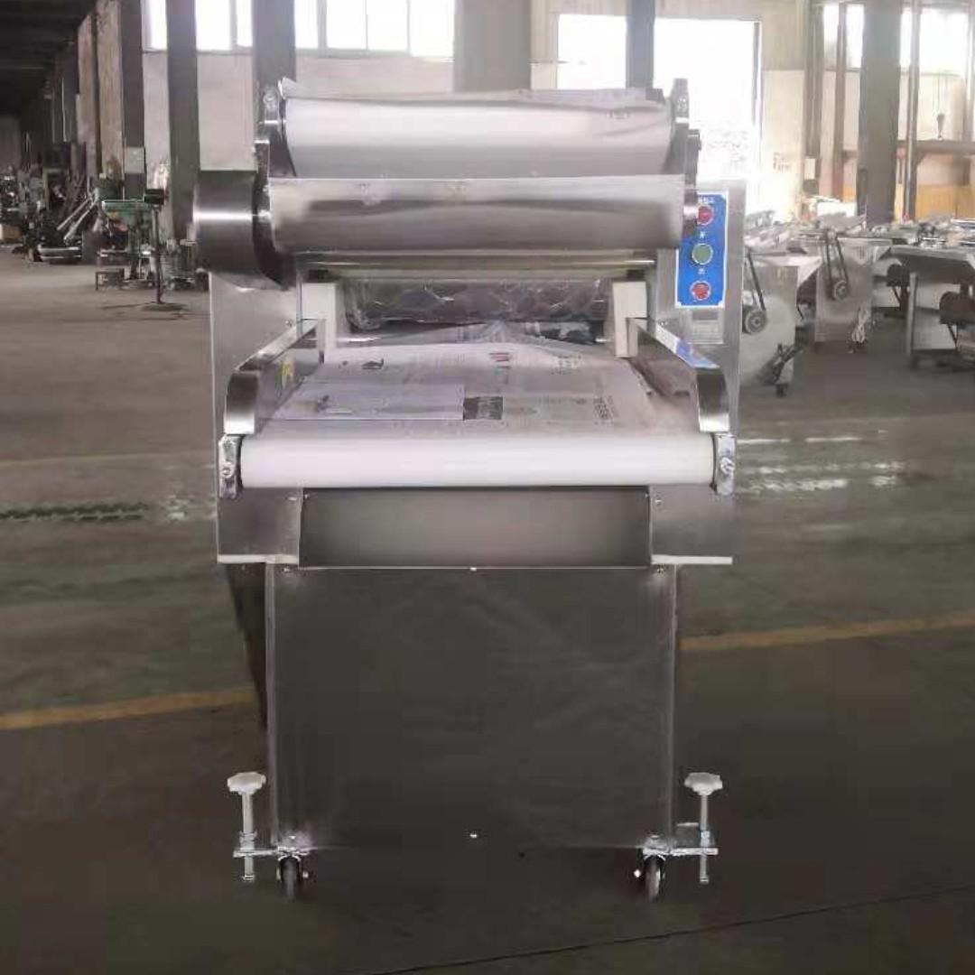 auto dough roller (Category: Other Kitchen Appliances) located in Manila. Submitted by christbooth (Listing ID 246429606, Image 3). Description: auto dough roller power: 3kw voltage: 220v/60hz measurement: 1310x750x1240mm conveyor width: 500mm weight: 300kgs adjustable thickness: 8-25mm.