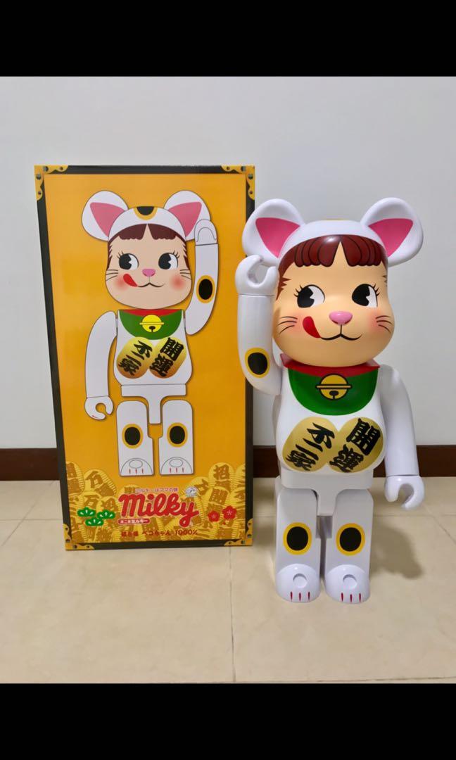 Bearbrick Peko White Fortune Cat 1000, Hobbies & Toys, Toys & Games on Carousell
