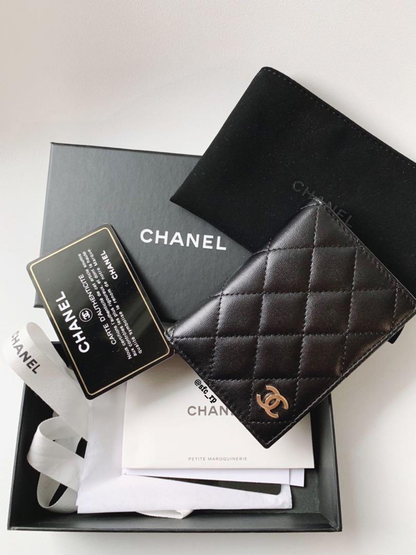 CHANEL-Chanel Black Grained Calfskin Large CC Logo Tri-Fold Card