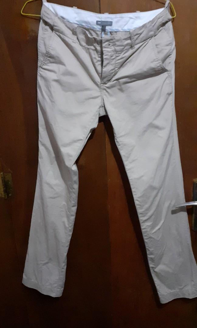gap khakis straight stretch