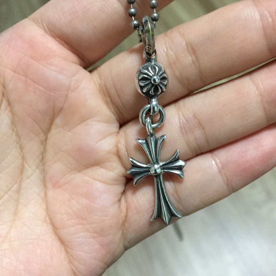 Chrome hearts top ball chain