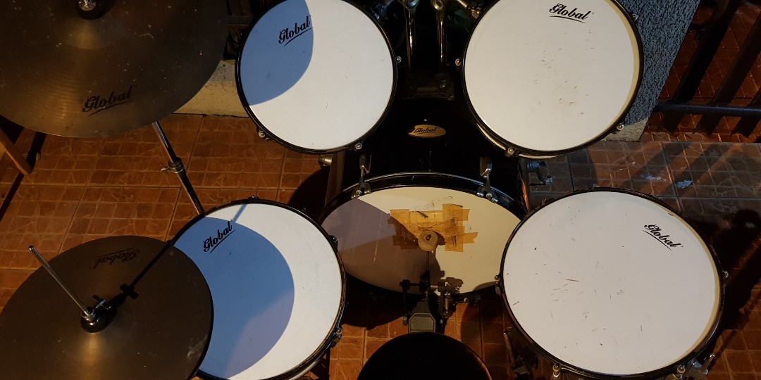 Global Drum Set, Hobbies & Toys, Music & Media, Musical Instruments on