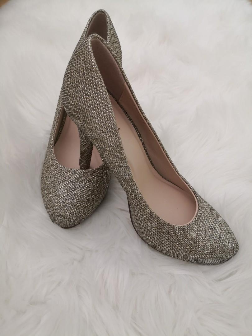 graceland pumps beige