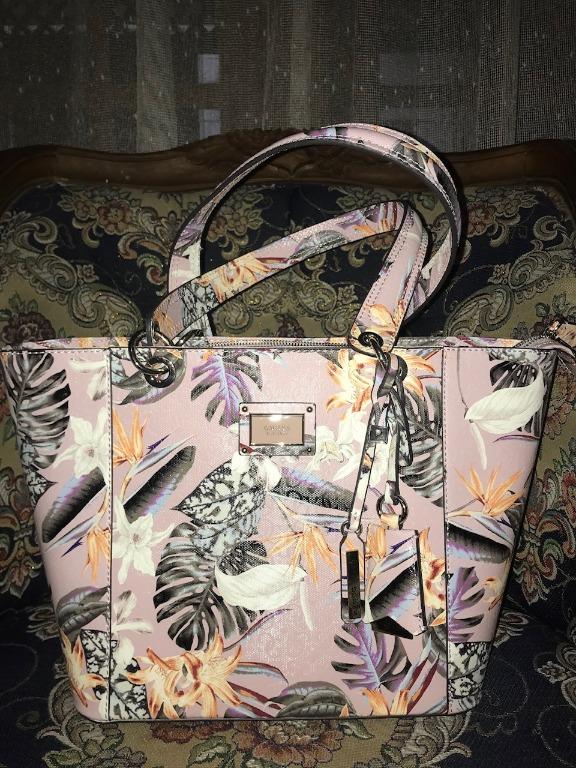 guess kamryn floral tote