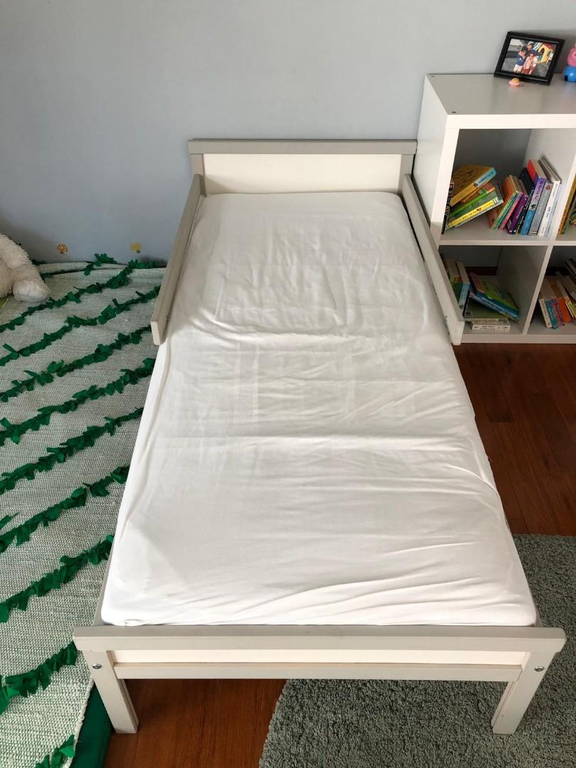 IKEA SNIGLAR toddlers Bed and mattress, 70x160 cm, Furniture & Home