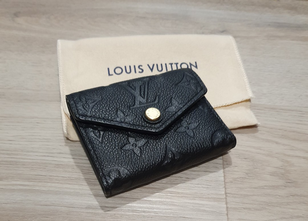 Louis Vuitton Zoe Wallet, Luxury, Bags & Wallets on Carousell