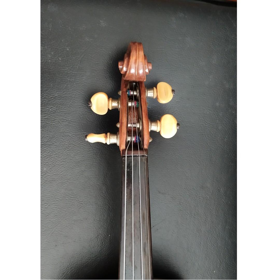 Old Hopf Violin with ivory pegs