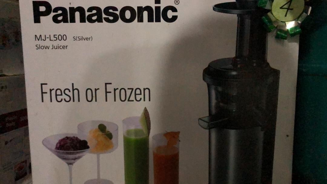 Panasonic slow juicer MJ L500, TV & Home Appliances, Kitchen Appliances