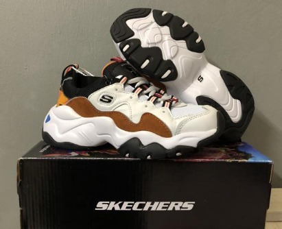 Skechers one piece qatar top