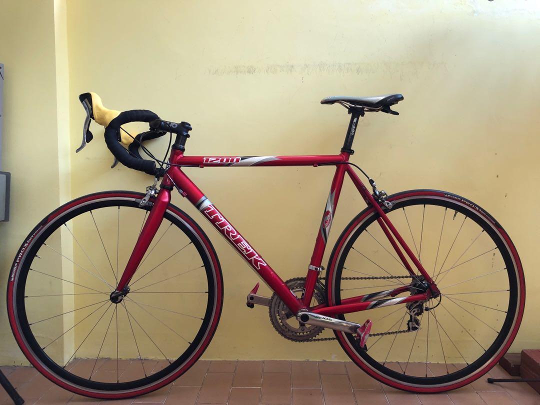 Trek 5600 mountain bike on sale