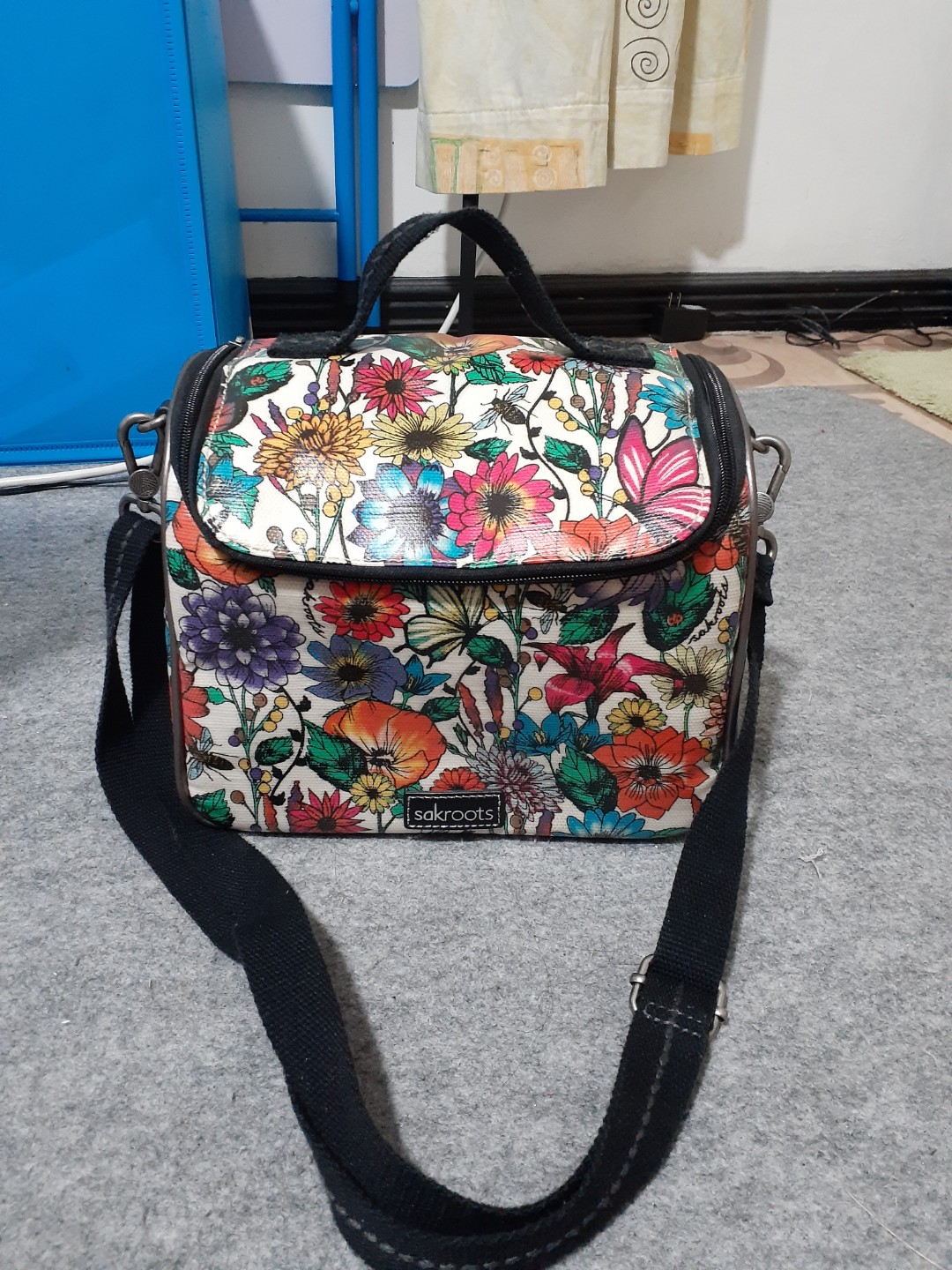 Sakroots best sale lunch tote