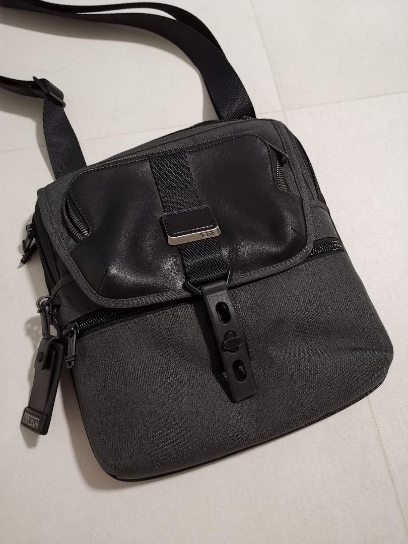 Tumi Arnold Zip Flap Men s Fashion Bags Sling Bags on Carousell