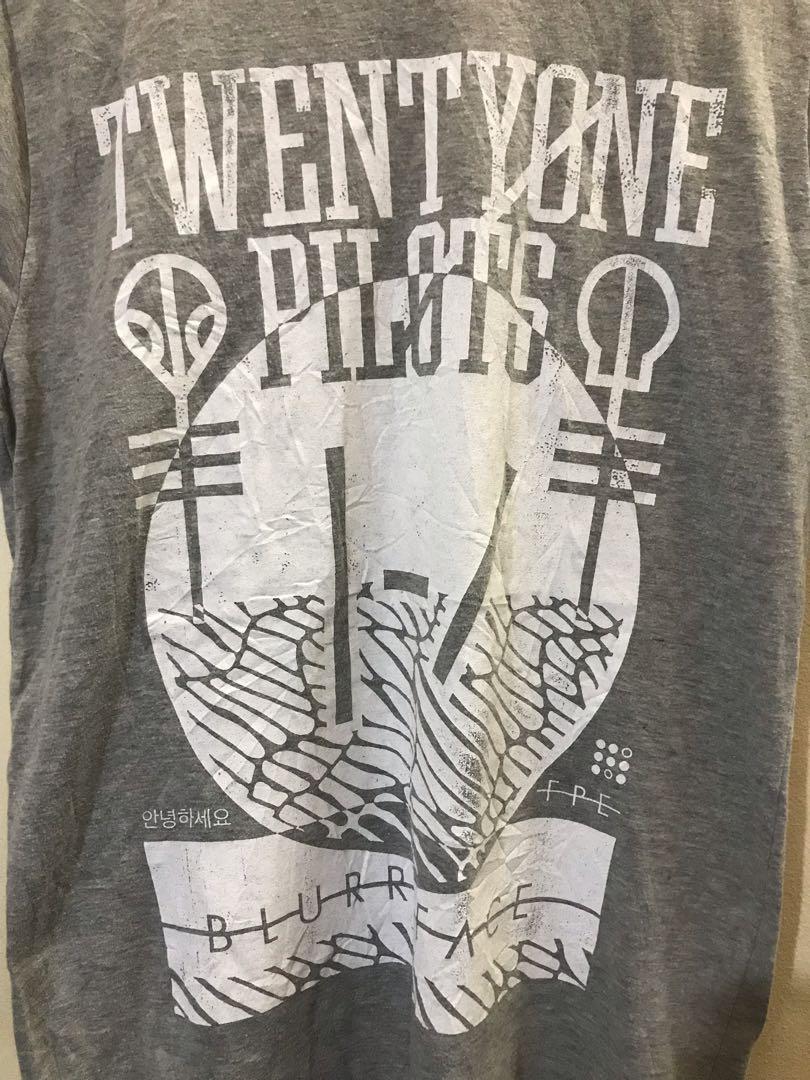 Twenty One Pilots (Category: Formal Shirts) located in Paranaque City. Submitted by jayyator (Listing ID 246525397, Image 2). Description: Offer and it’s yours! 😀.