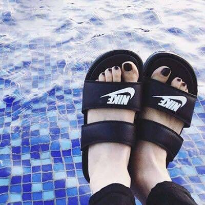 Selipar flip shop flop