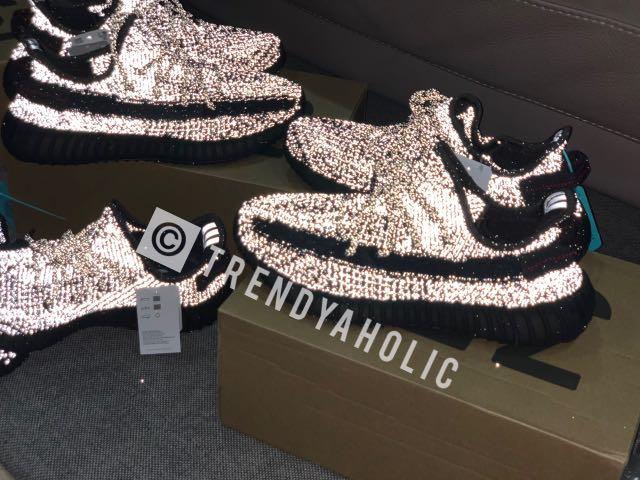 Yeezy Boost 350 V2 Black Static Footskicks Review (DHgate