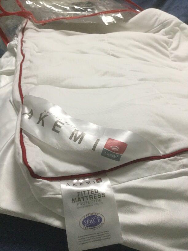 outlast mattress pad